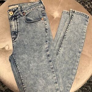 Bullhead high rise skinniest light washed jeans